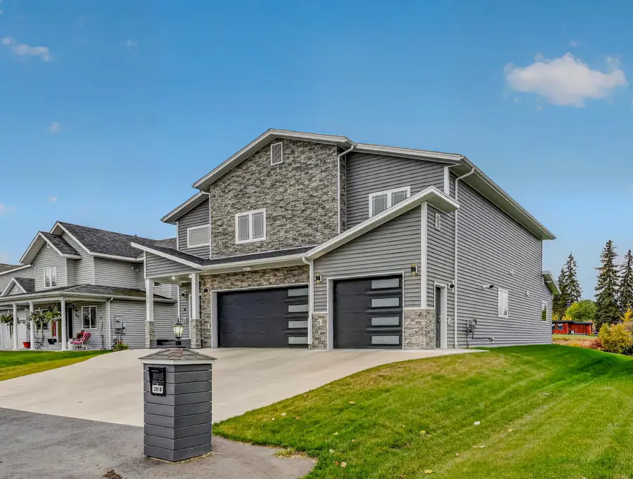 2819 CHIEF ALEXANDER DRIVE, Fairbanks, AK 99709 - #2
