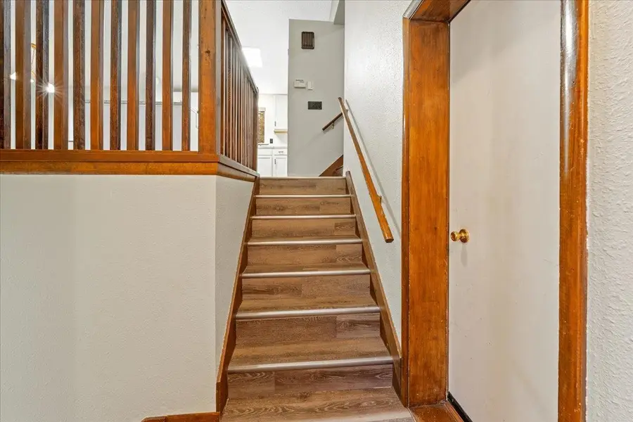 551 EVOLYN DRIVE, North Pole, AK 99705 - #2