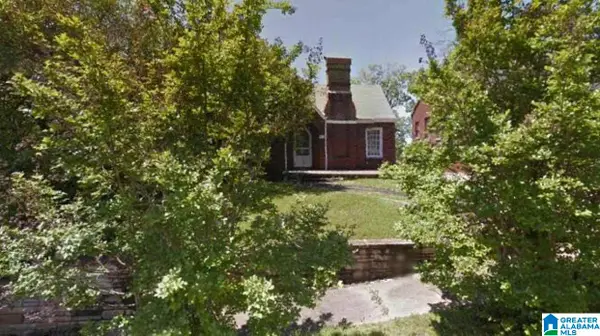 942 5TH PLACE W, Birmingham, AL 35204