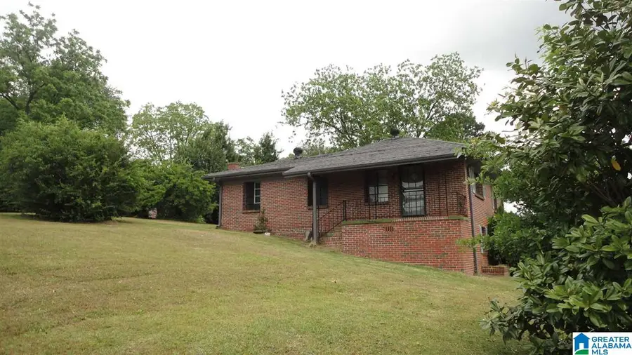 3924 WILLARD AVENUE, Birmingham, AL 35221 - Image #2