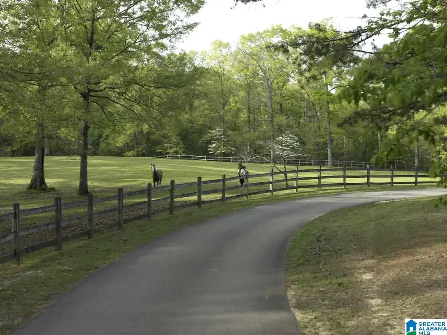 292 SOUTH OAK DRIVE, Dunnavant, AL 35242 - Image #2