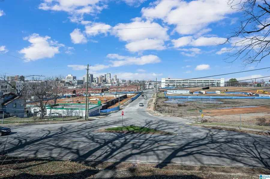 2335 10TH AVENUE, Birmingham, AL 35205 - Image #2