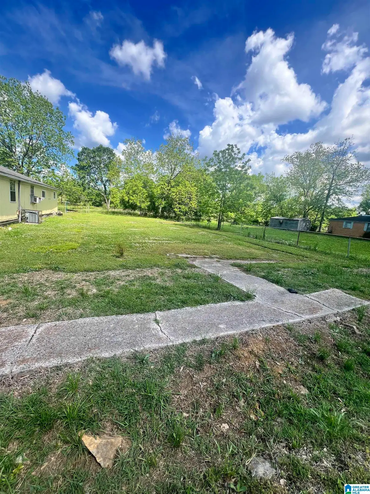 5436 GORDON AVENUE SW, Birmingham, AL 35221 - Image #1