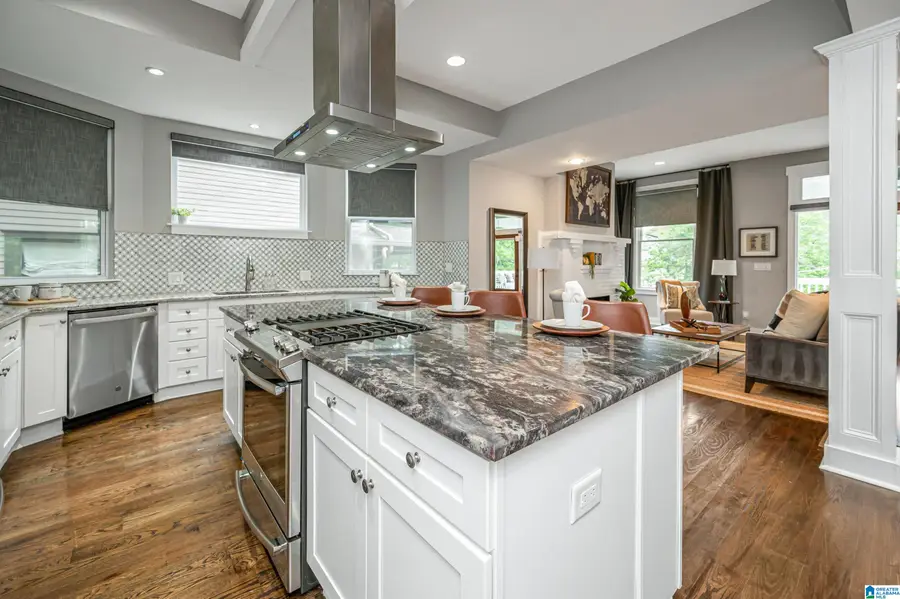 1025 28TH PLACE S, Birmingham, AL 35205 - Image #3