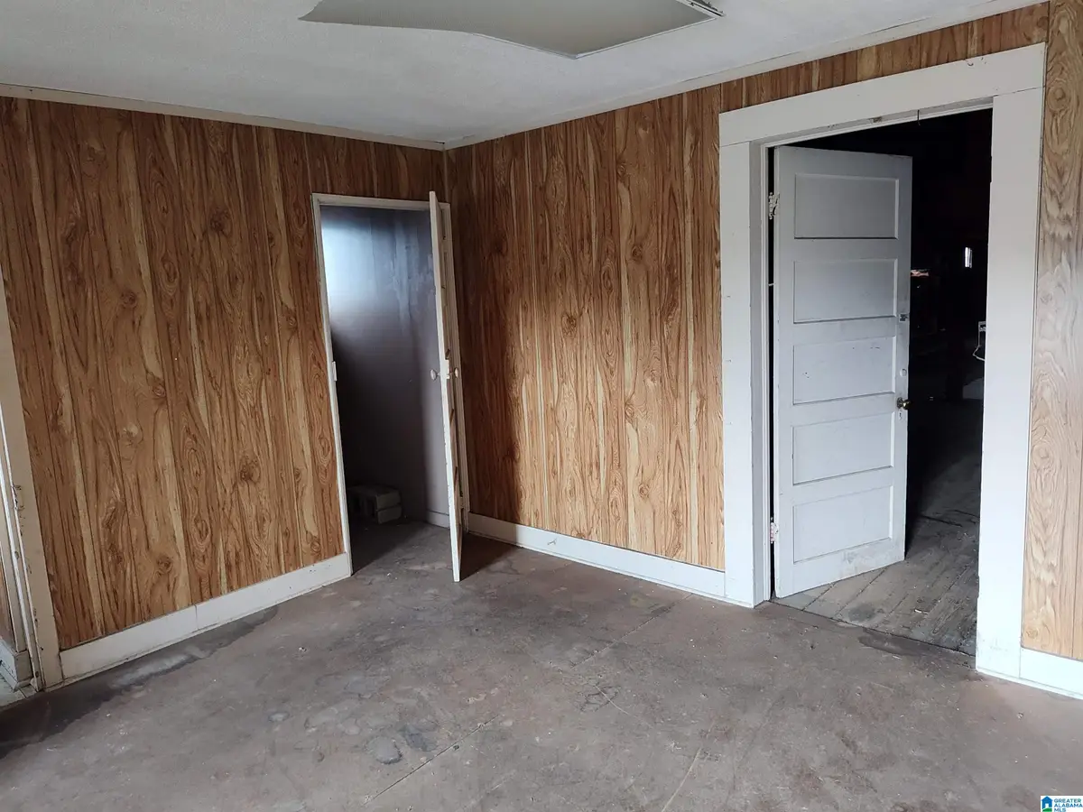 211 N COURT STREET, Talladega, AL 35160 - Image #1