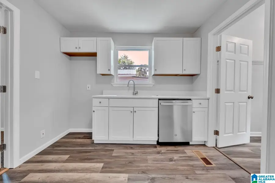 2112 CUMBERLAND DRIVE, Bessemer, AL 35022 - Image #3