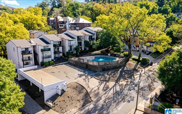 1327 31ST STREET, Birmingham, AL 35205