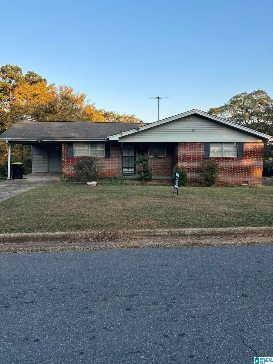 801 CRESTLINE AVENUE, Sylacauga, AL 35150 - Image #2