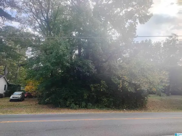 435 FOREST ROAD, Hueytown, AL 35023