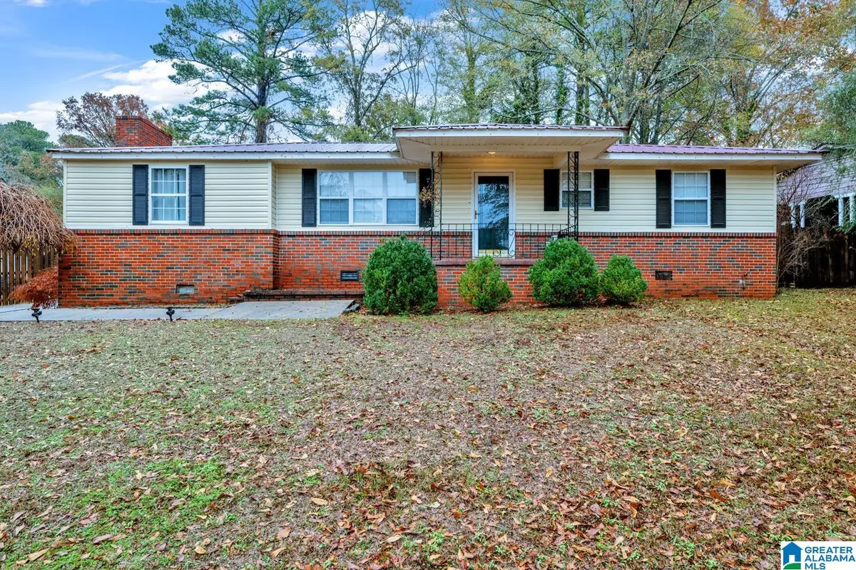 10 PINE CIRCLE, Oneonta, AL 35121 - Image #1