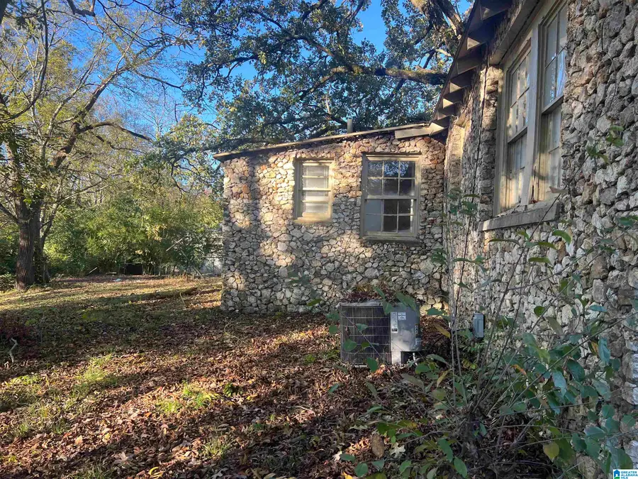 109 21ST AVENUE, Center Point, AL 35215 - Image #3