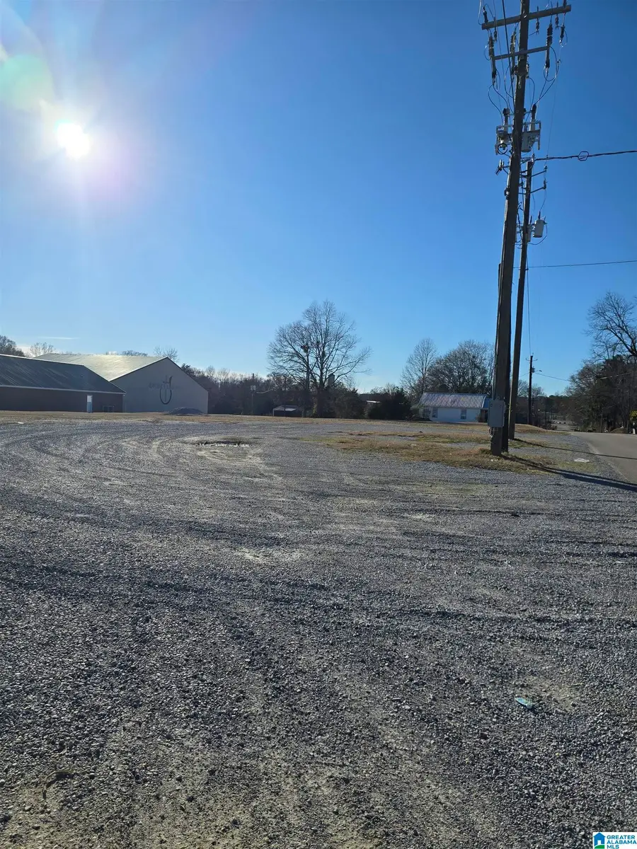 707 16TH AVENUE, Clanton, AL 35045 - Image #3