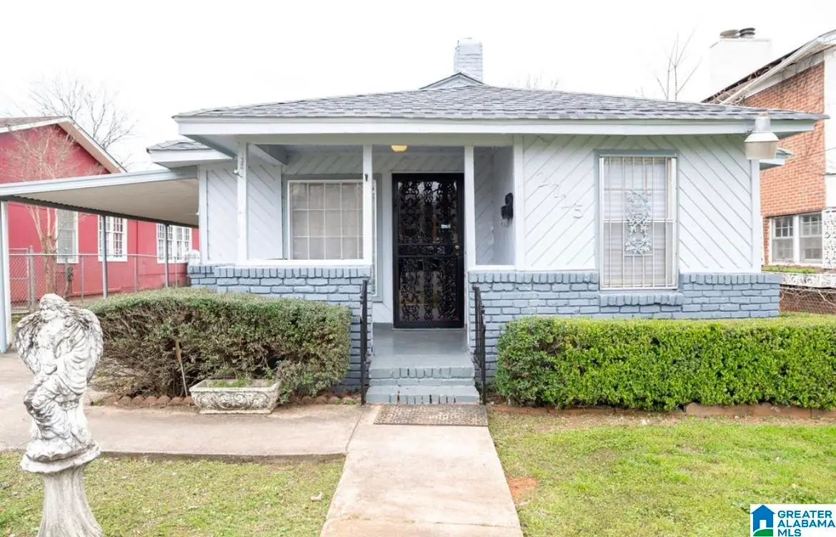 2725 PARKLAWN AVENUE SW, Birmingham, AL 35211 - Image #1
