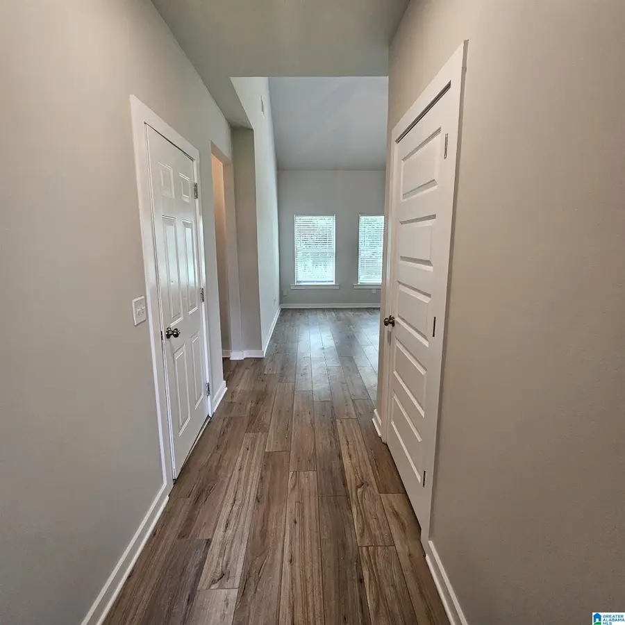 210 AVALON WAY, Clanton, AL 35045 - Image #2