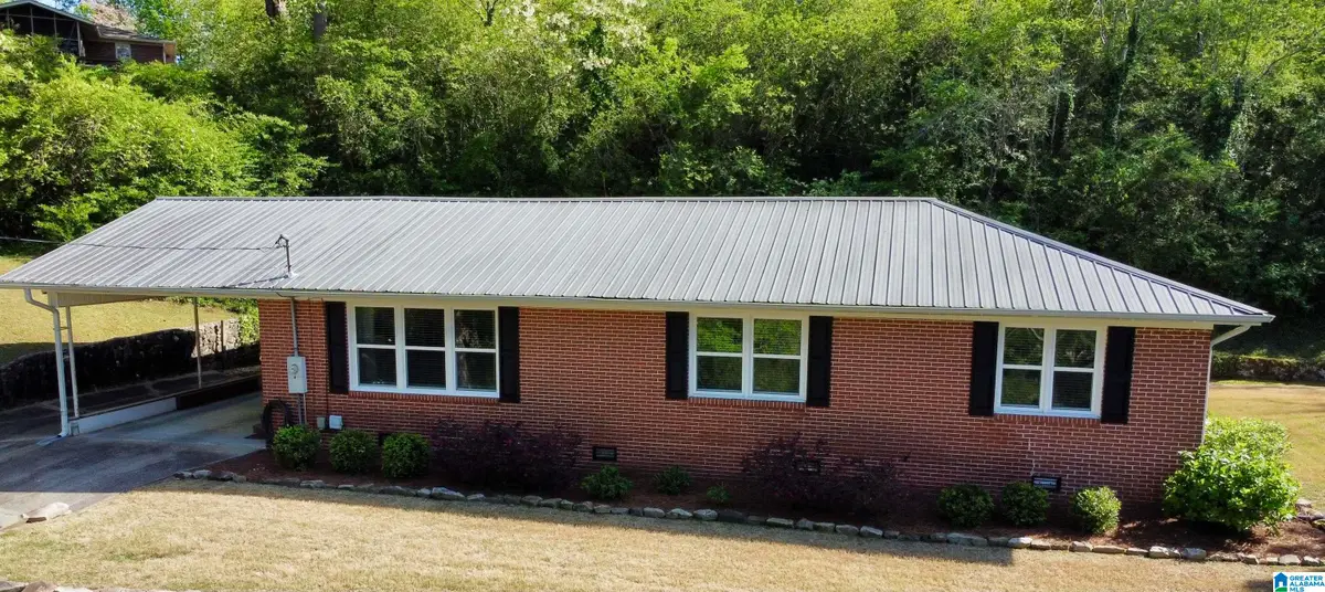 1505 TRACY STREET, Guntersville, AL 35976 - Image #1