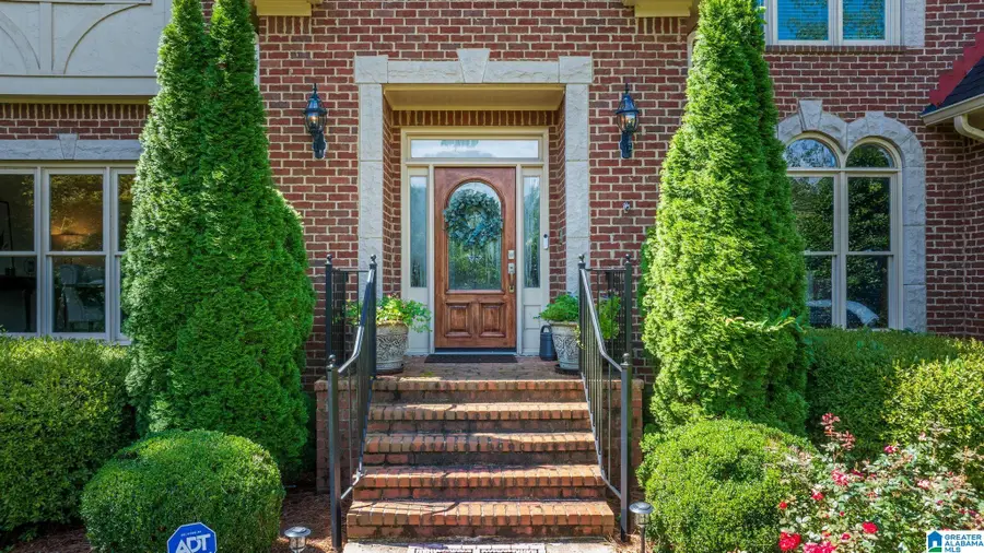 208 NORTH WAY, Hoover, AL 35242 - Image #2