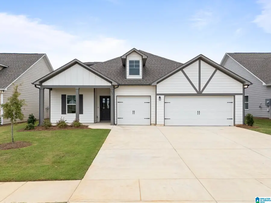 375 LAKELAND COURT, Cropwell, AL 35054 - Image #2