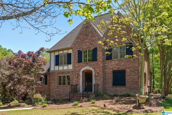 5566 LAKE TRACE DRIVE, Hoover, AL 35244