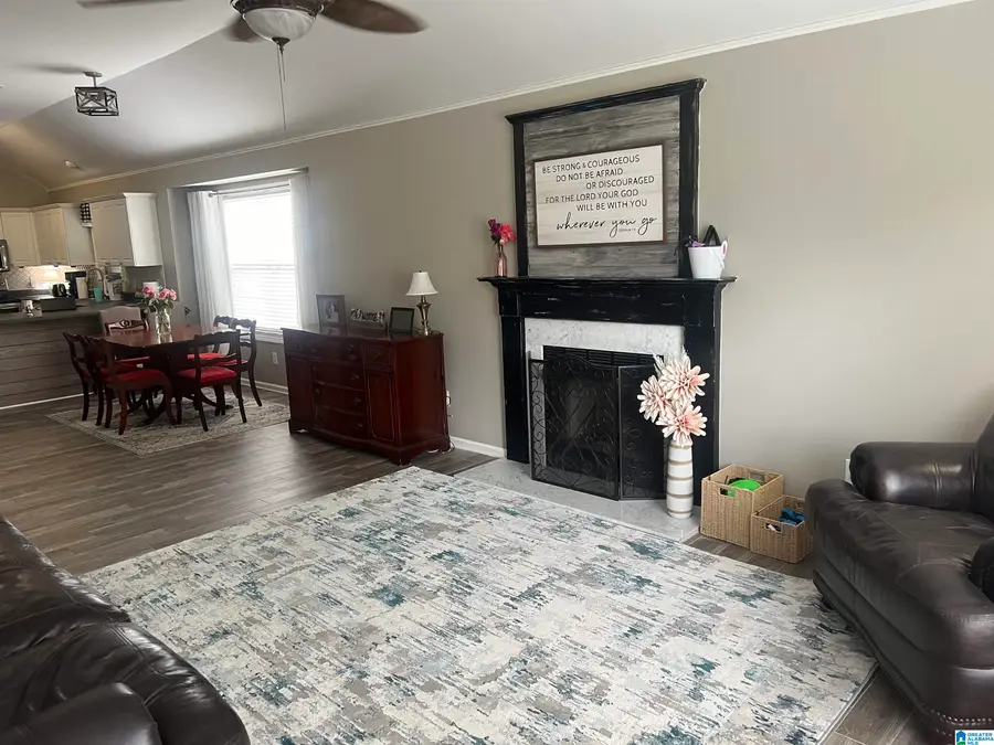 1121 VILLAGE TRAIL, Calera, AL 35040 - Image #3