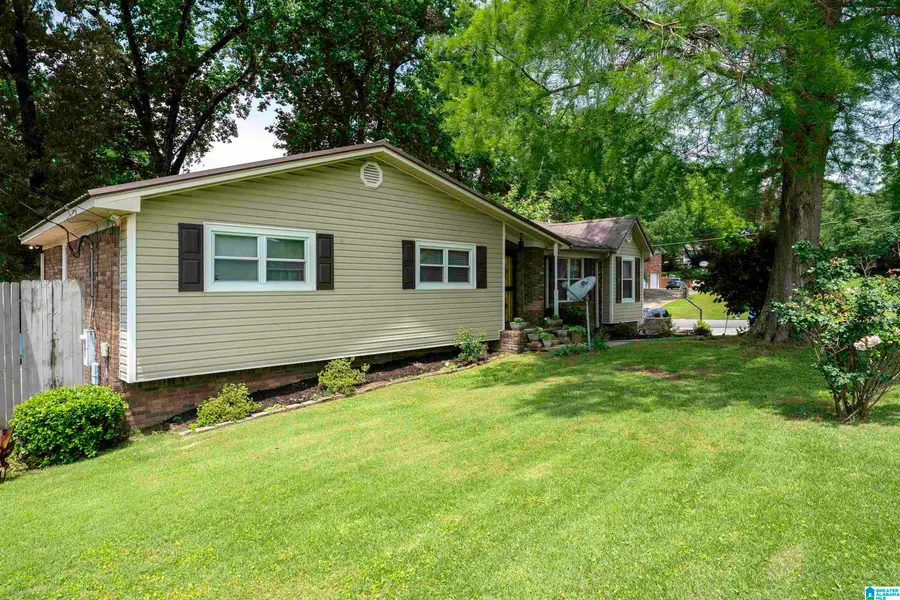 500 2ND TERRACE, Pleasant Grove, AL 35127 - Image #2