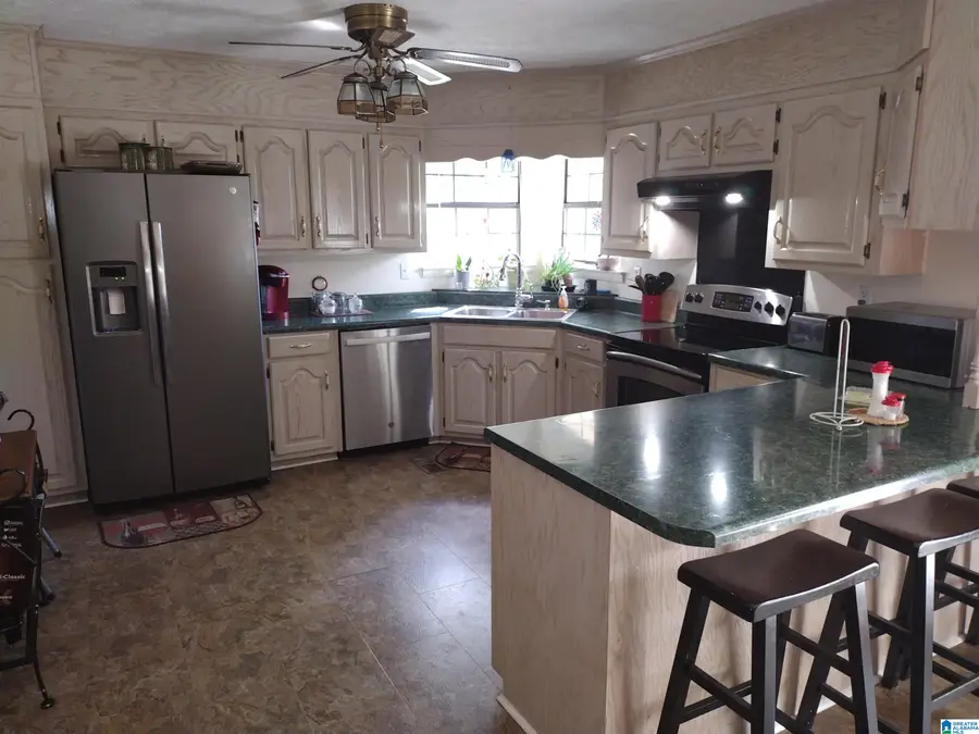 1720 CHERRY CIRCLE, Anniston, AL 36207 - Image #2