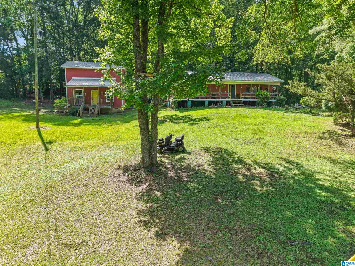 155 W CURTIS ROAD, Sylacauga, AL 35150 - Image #1