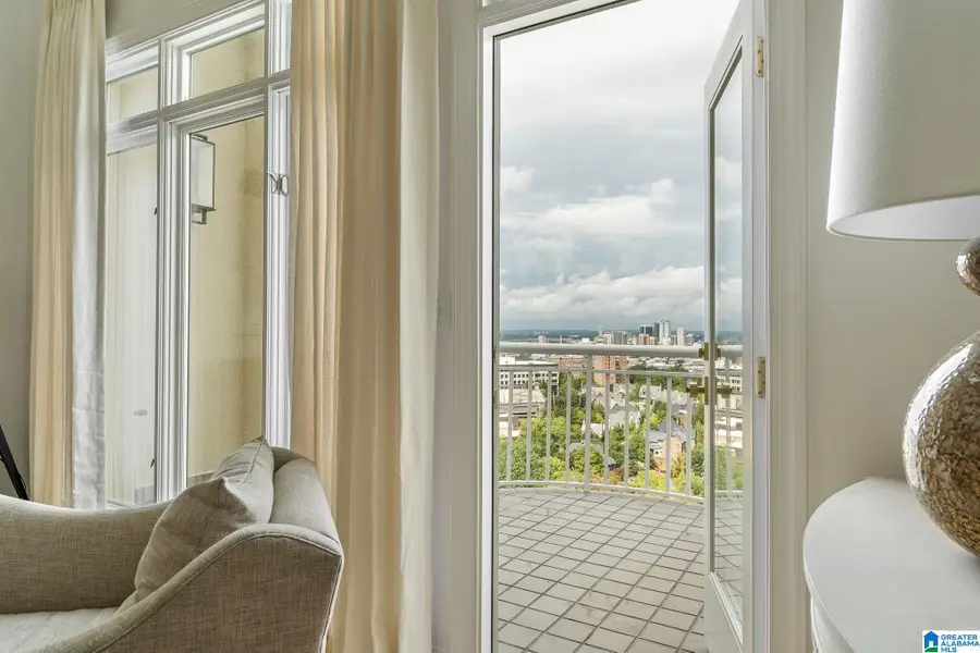 2600 ARLINGTON AVENUE S, Birmingham, AL 35205 - Image #3