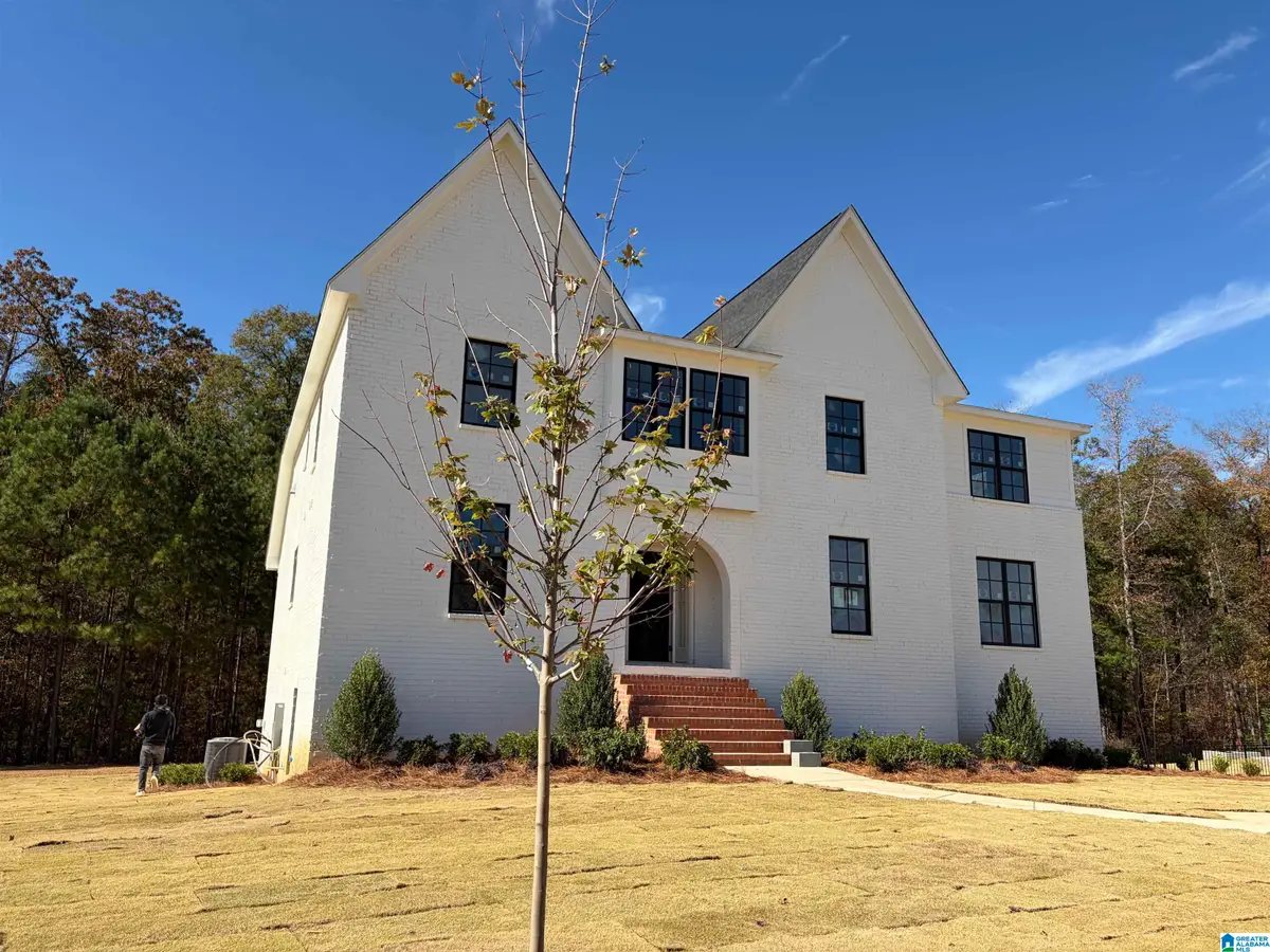 2081 HIGHLAND GATE WAY, Hoover, AL 35244 - Image #1