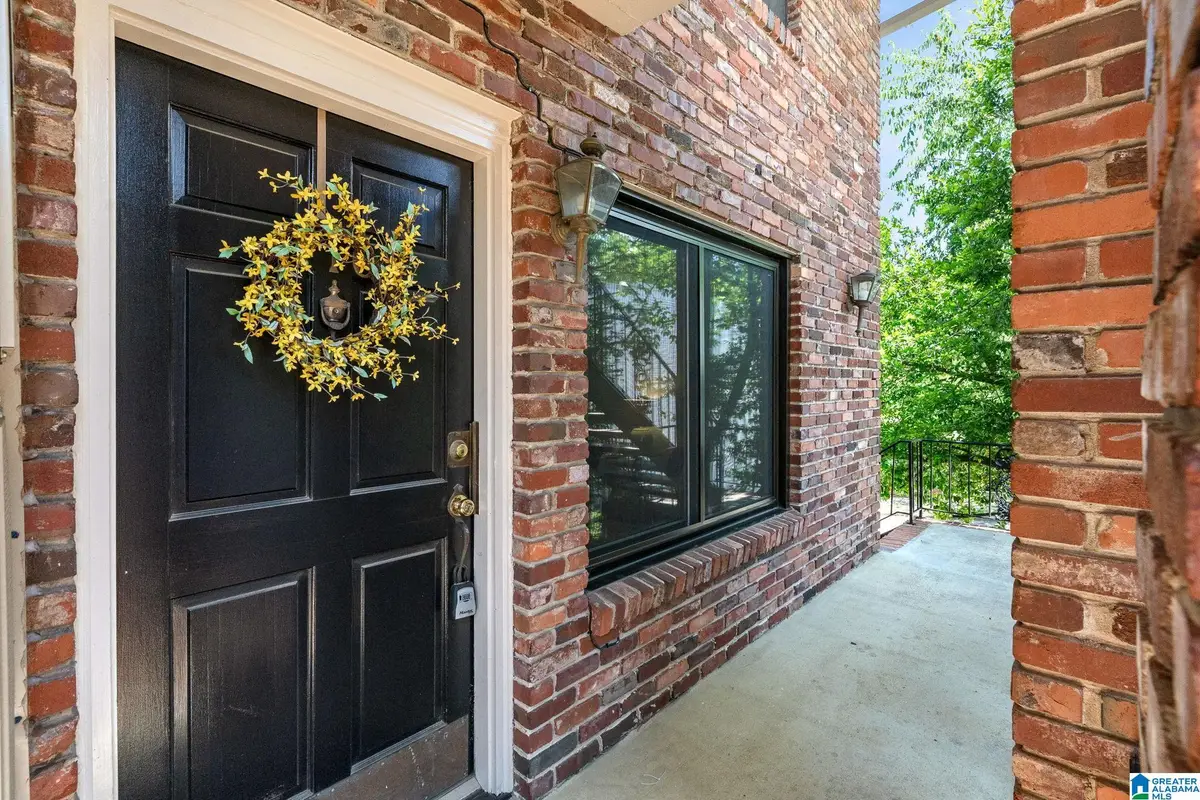 2727 HIGHLAND AVENUE, Birmingham, AL 35205 - Image #1