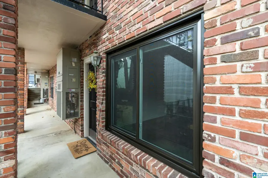 2727 HIGHLAND AVENUE, Birmingham, AL 35205 - Image #2