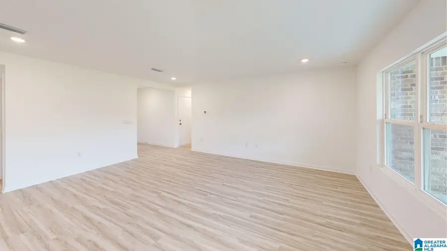 123 ABERDEEN LOOP, Calera, AL 35040 - Image #3