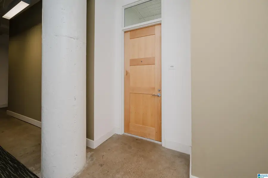 2201 5TH AVENUE S, Birmingham, AL 35233 - Image #2