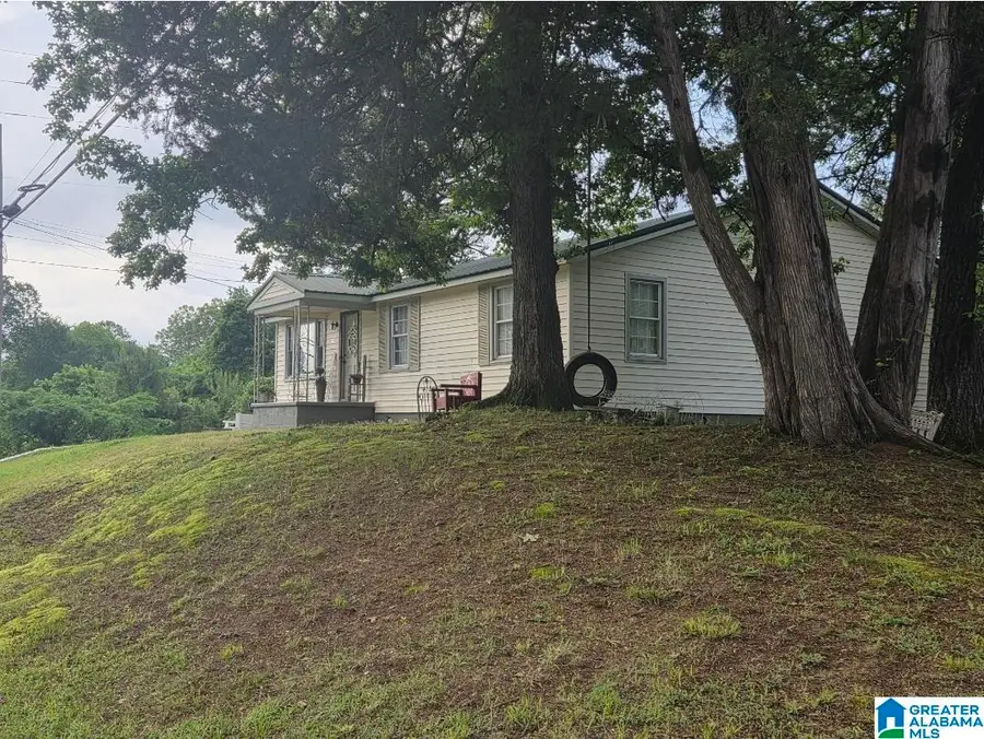 7421 PARKWAY DRIVE, Leeds, AL 35094 - Image #2