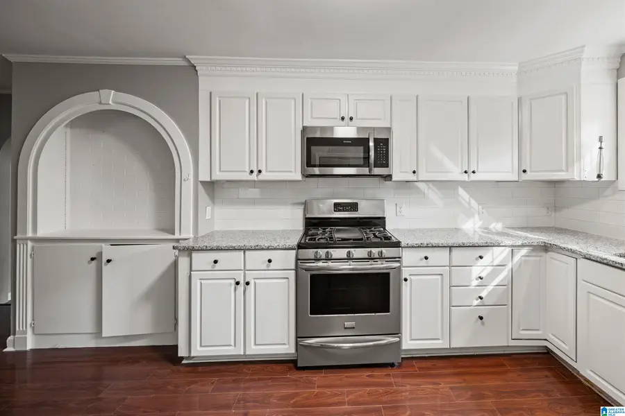 1235 CRESTHILL ROAD, Birmingham, AL 35213 - Image #2