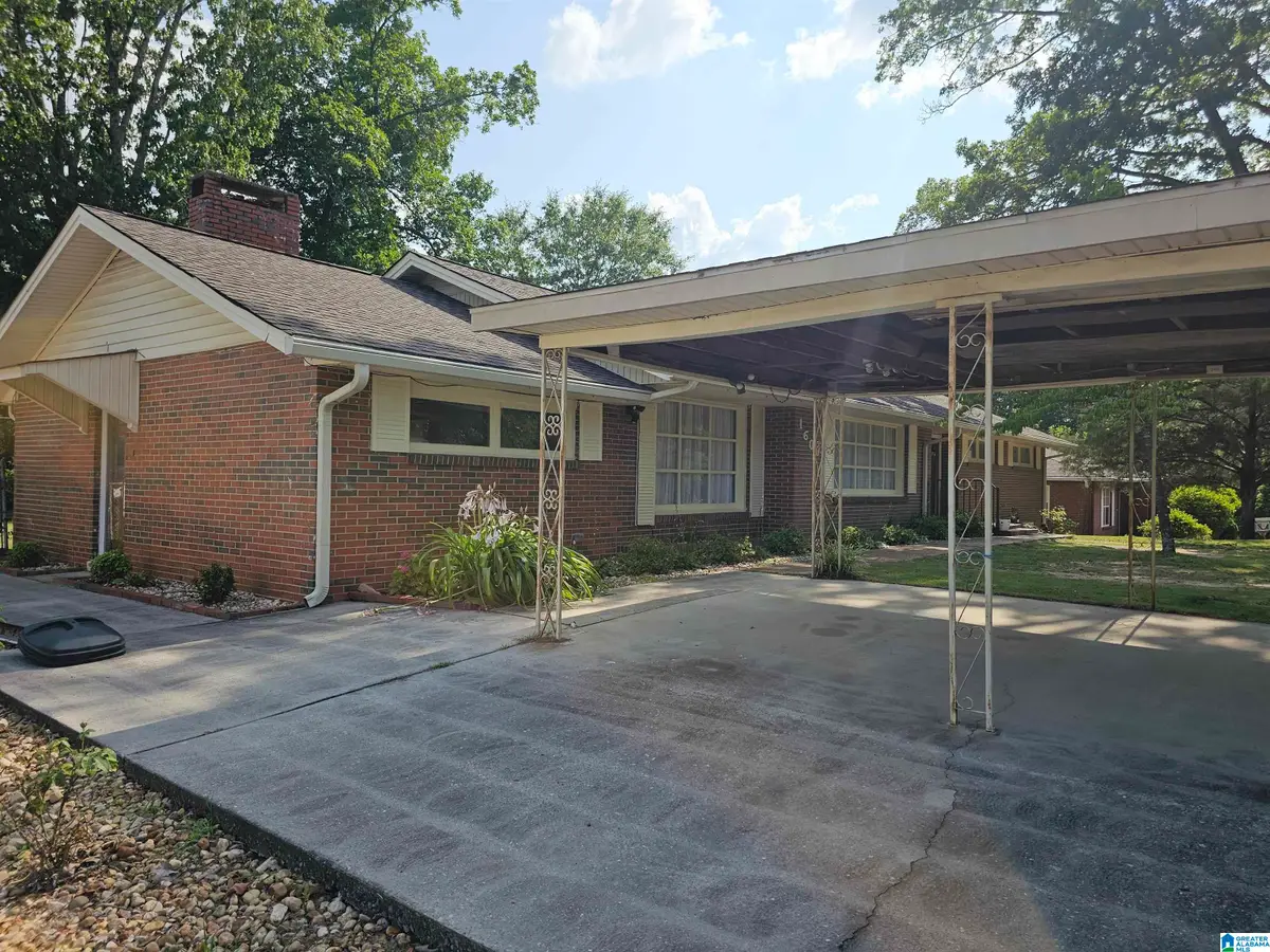 1606 NW WOODLAND STREET NW, Cullman, AL 35055 - Image #1