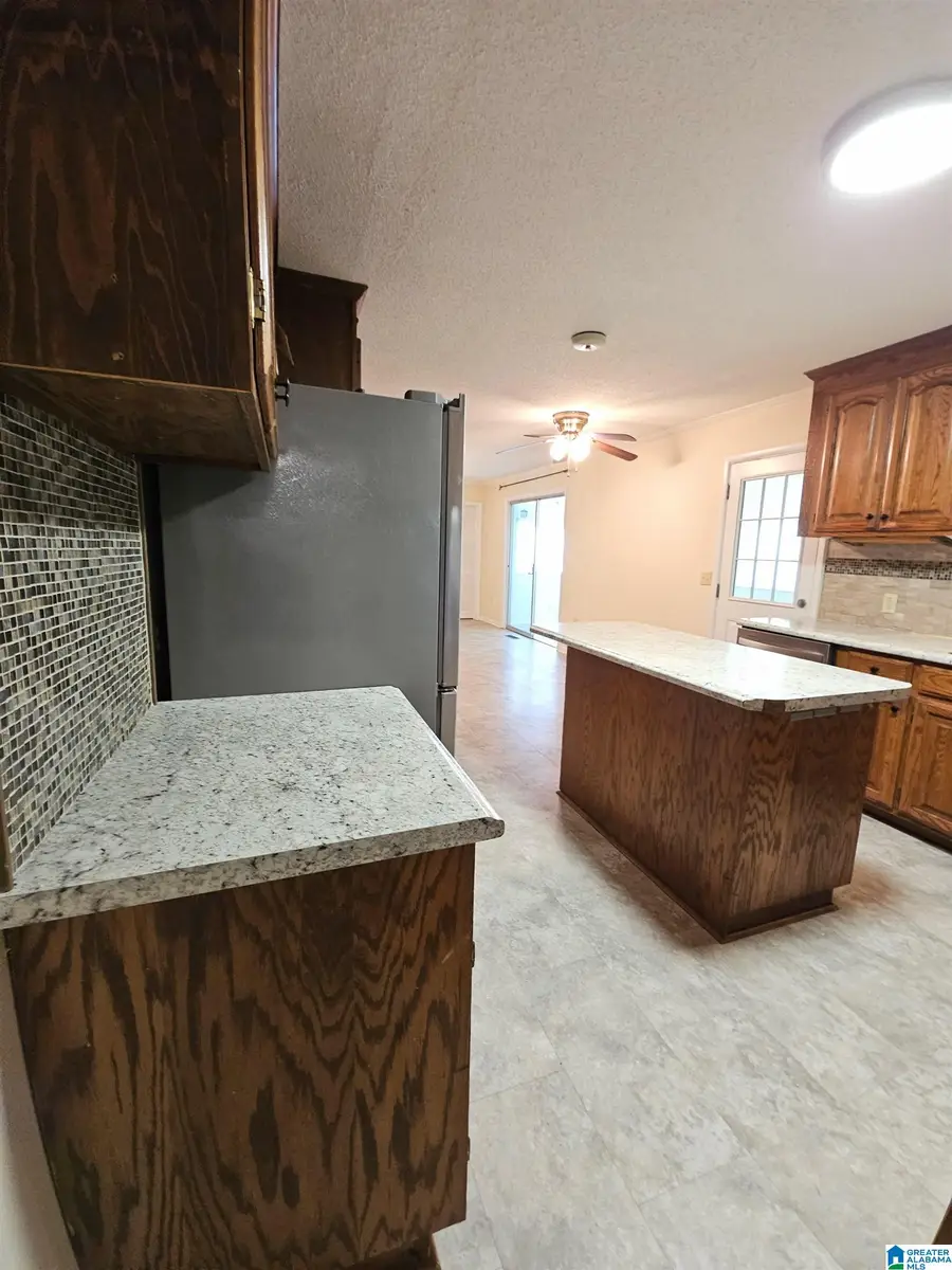 1606 NW WOODLAND STREET NW, Cullman, AL 35055 - Image #3