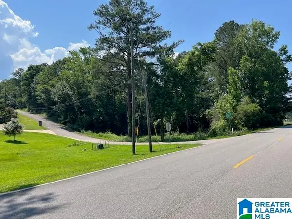 7940 15TH STREET ROAD, Bessemer, AL 35023