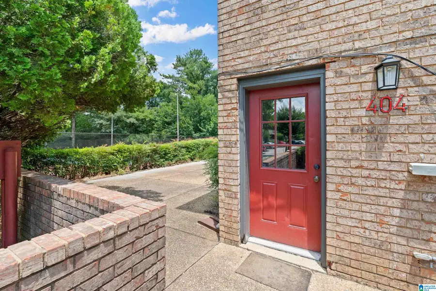 404 PATTON CHAPEL LANE, Hoover, AL 35226 - Image #3