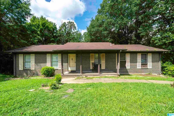 2600 5TH STREET NE, Center point, AL 35215