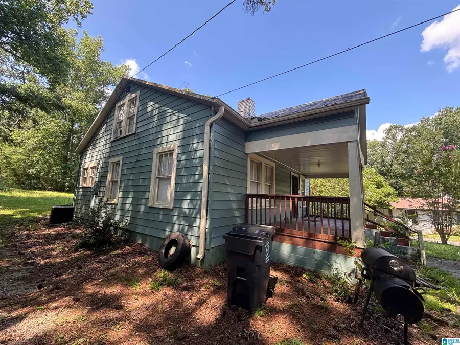 504 BLACKMON CIRCLE, Adamsville, AL 35005 - Image #3