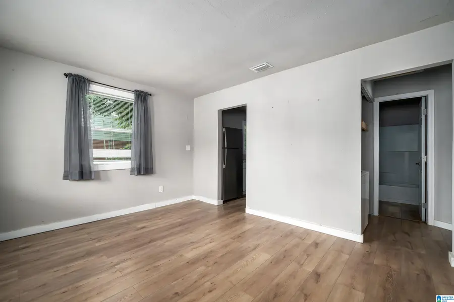 524 AVENUE Z, Birmingham, AL 35214 - Image #3