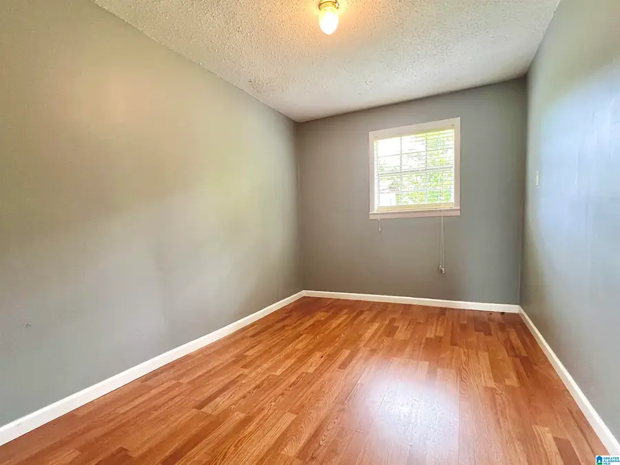 2839 31ST STREET SW, Birmingham, AL 35211 - Image #3