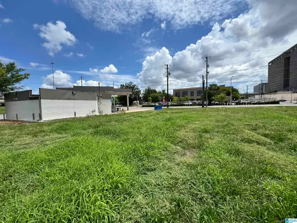 724 16TH STREET N, Birmingham, AL 35285