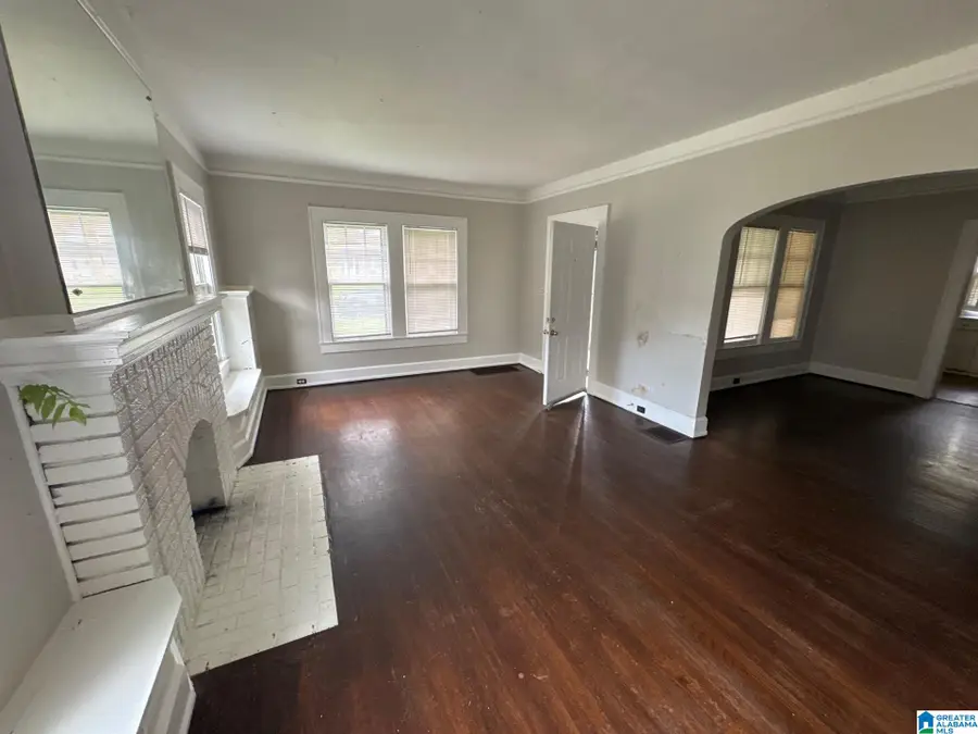 1527 42ND STREET, Birmingham, AL 35208 - Image #2
