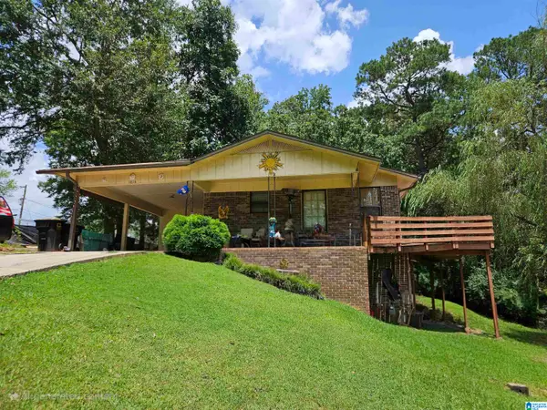 1816 BRIARWOOD LANE, Cullman, AL 35055