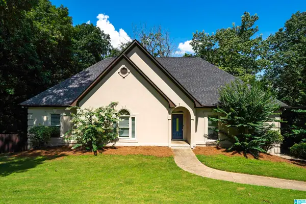 213 ENGLISH WALNUT DRIVE, Trussville, AL 35173