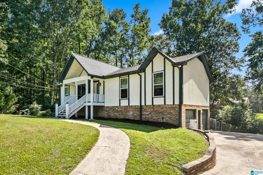 105 HIELARY CIRCLE, Hueytown, AL 35023 - Image #3