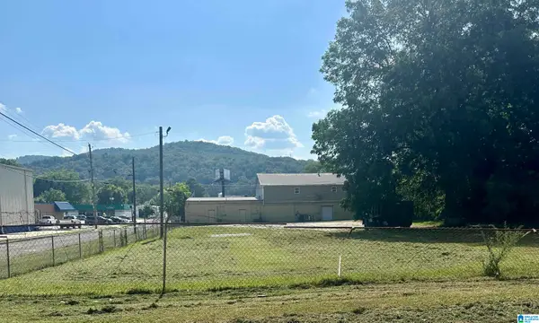 224 S LEIGHTON AVENUE, Anniston, AL 36207