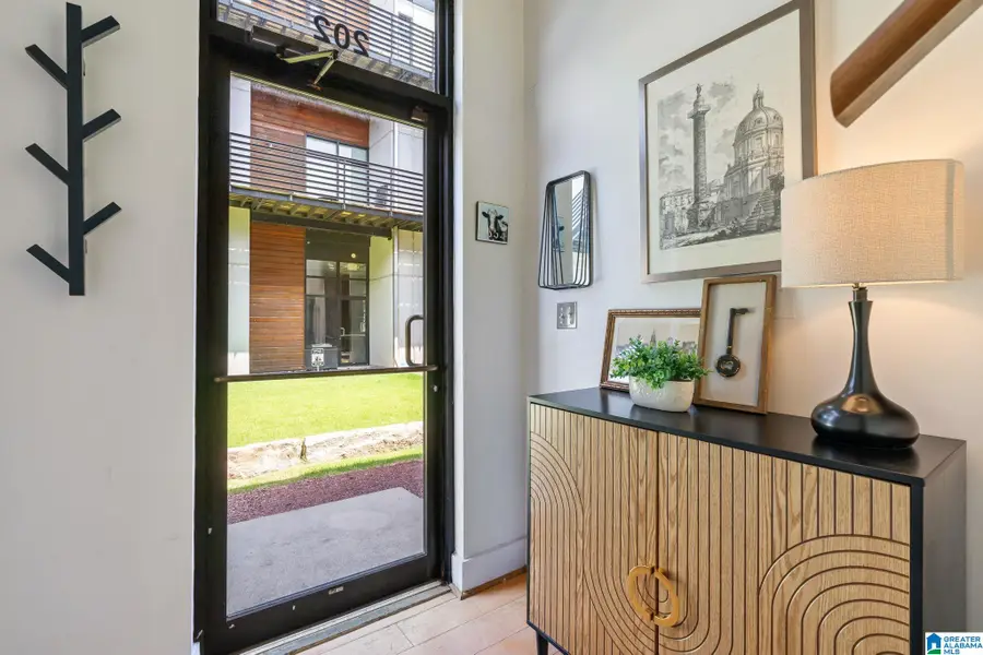 2226 1ST AVENUE S, Birmingham, AL 35233 - Image #2