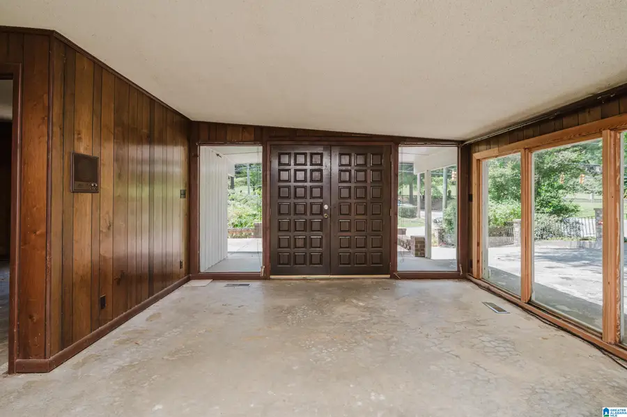 4505 CAHABA RIVER ROAD, Vestavia Hills, AL 35243 - Image #3